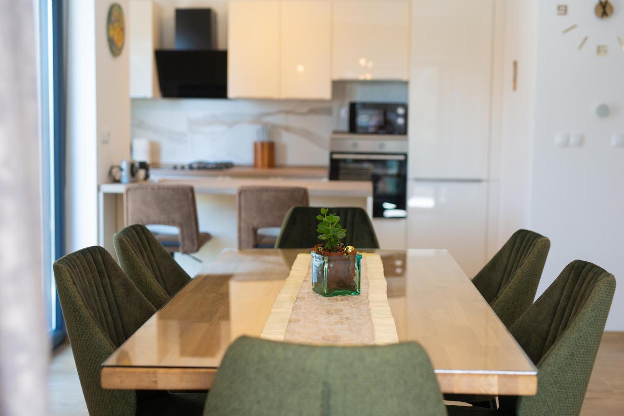 Apartments Paola & Karla With Pool Krk Town Chambre photo