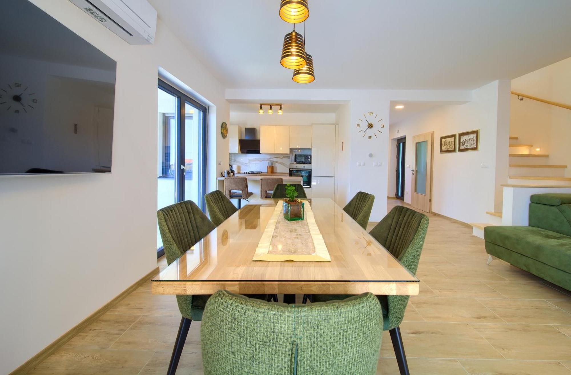 Apartments Paola & Karla With Pool Krk Town Chambre photo